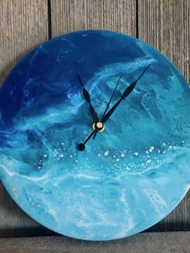 Aleutia- Intimidatingly Cold Waters as Clock (Resin Pour Painting)